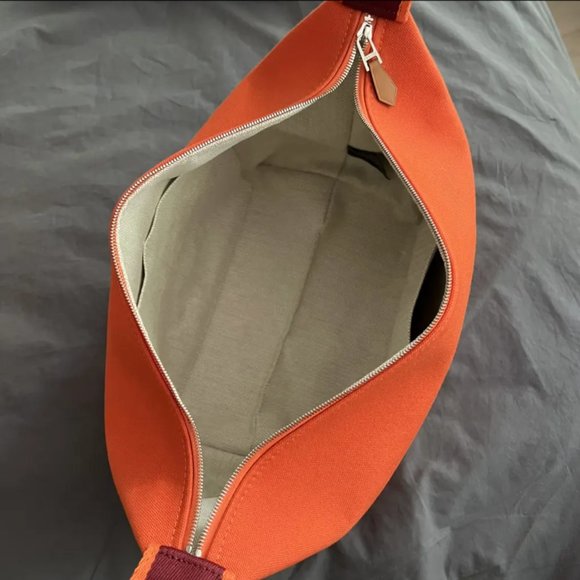 [SOLD] Hermès Orange Feu Toile Large GM Bride-a-Brac Case - Picture 3 of 3